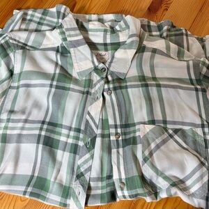 Universal Thread Casual Green and White Plaid Shirt
